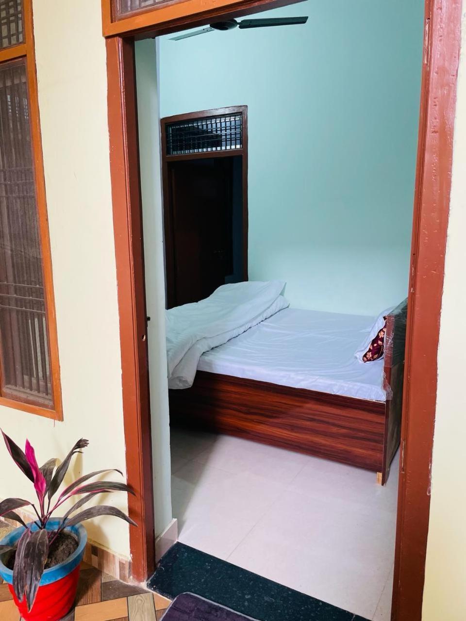 Harsh Home Stay Ayodhya Exterior photo