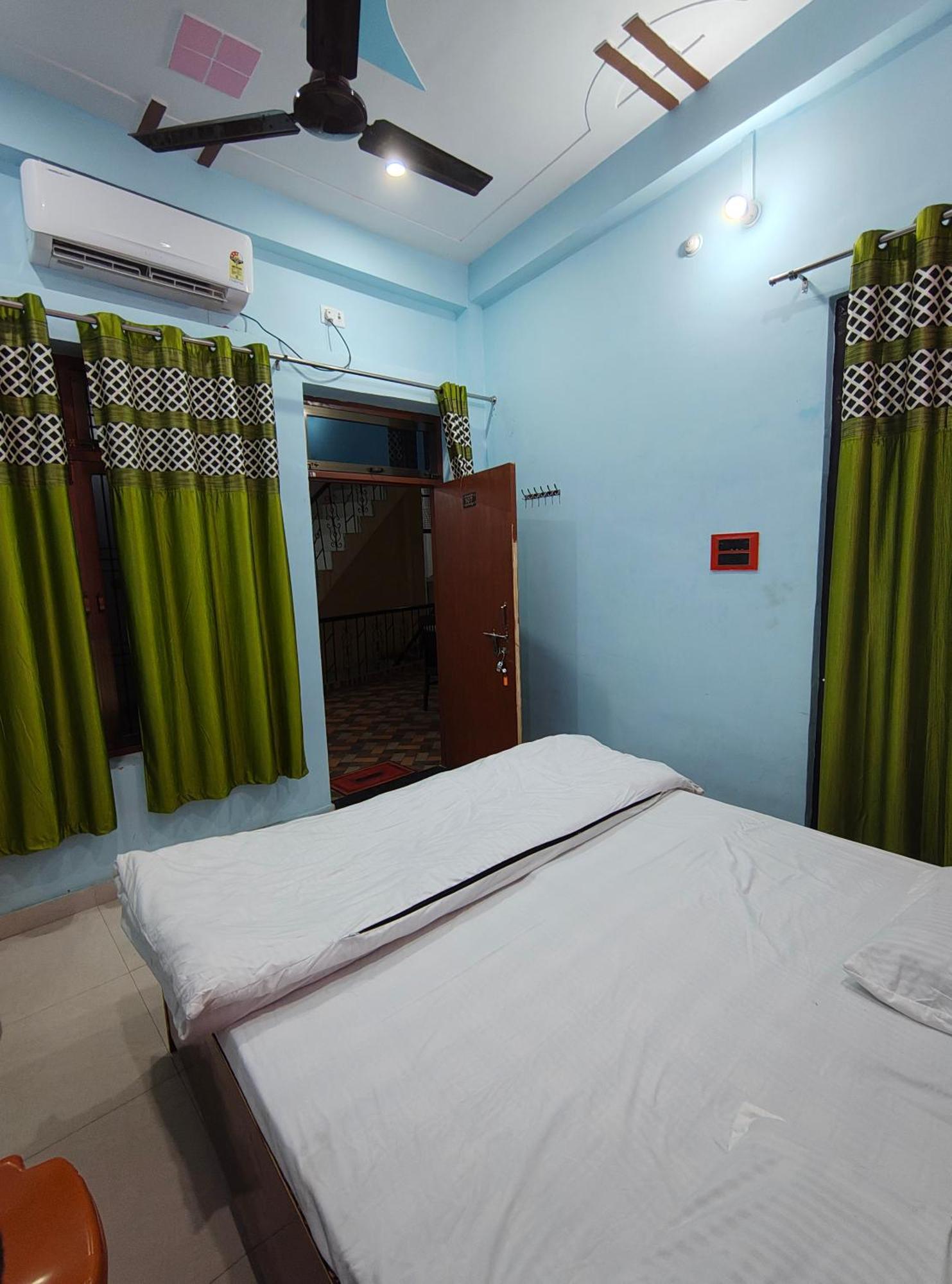 Harsh Home Stay Ayodhya Exterior photo